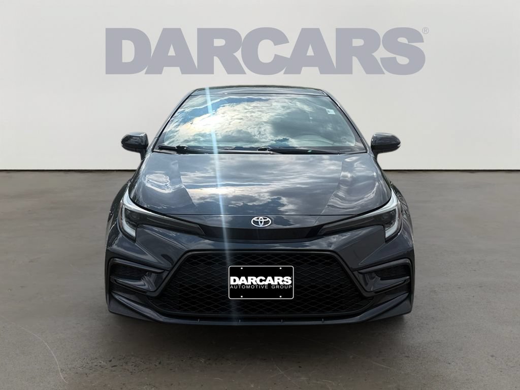 Used 2023 Toyota Corolla SE w/ Carpet Mat Package (TMS) FWD image 2