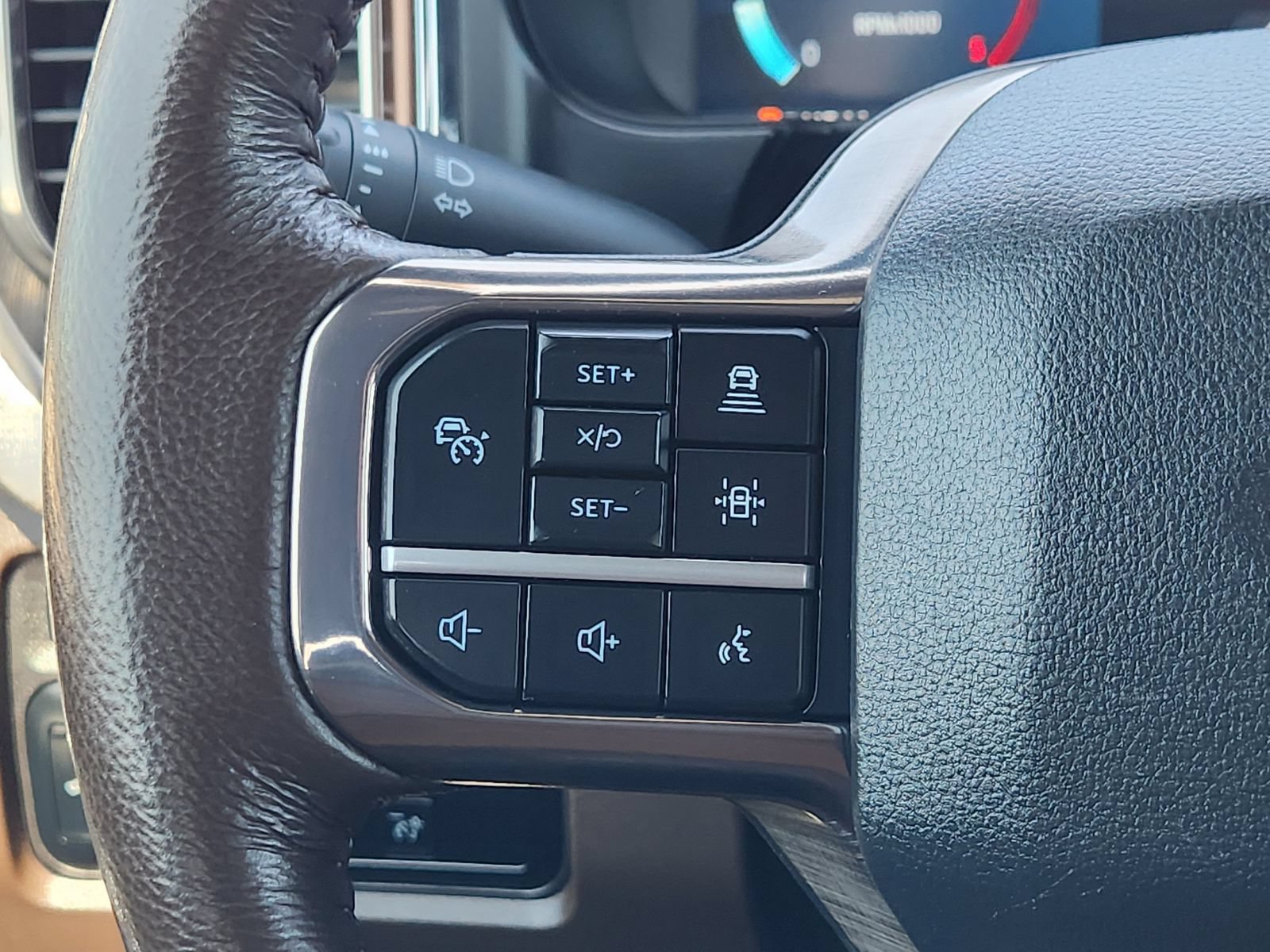 Certified 2024 Ford F250 King Ranch AWD/4WD image 28