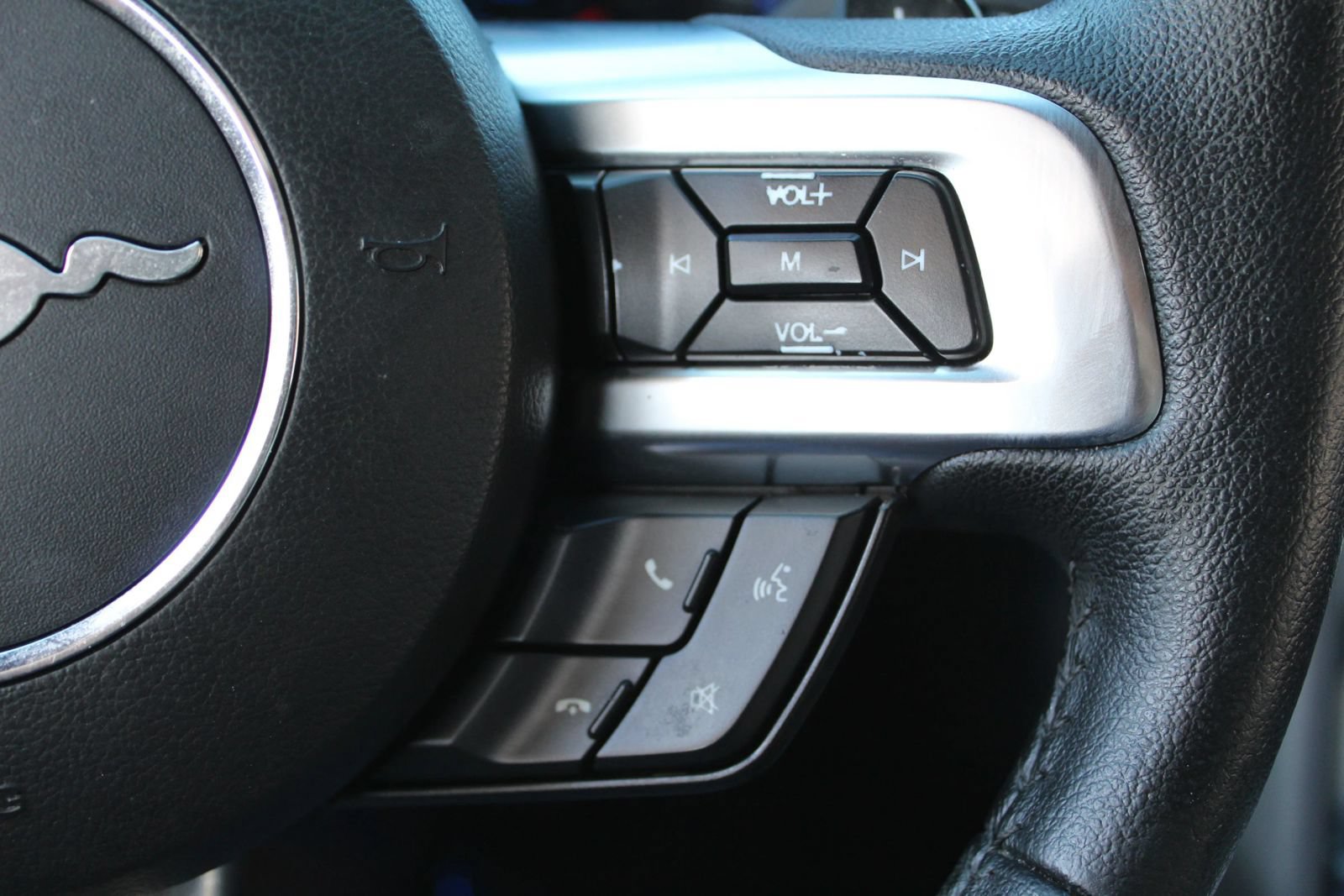 Used 2015 Ford Mustang Premium RWD image 16