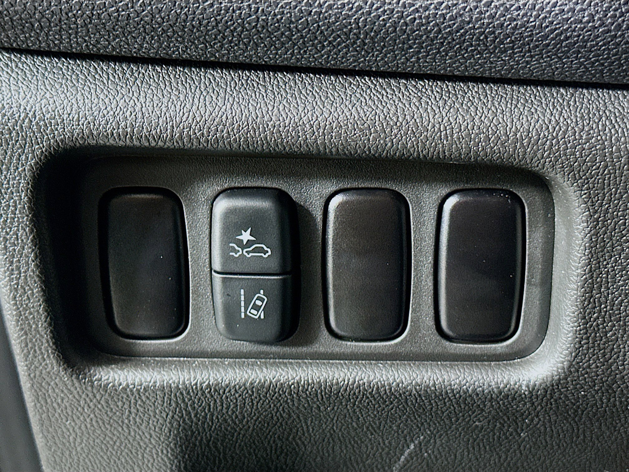 Used 2024 Mitsubishi Outlander Sport ES image 16