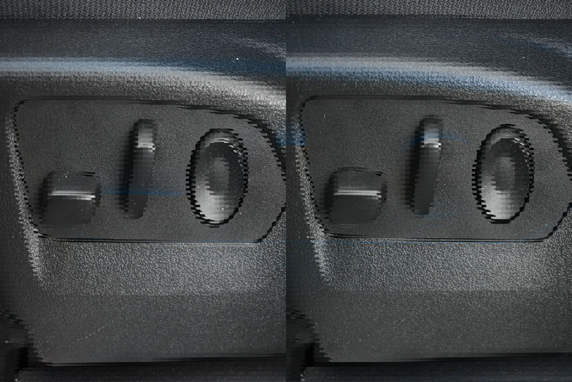 Used 2025 Chevrolet Silverado 1500 LT w/ Protection Package AWD/4WD image 14