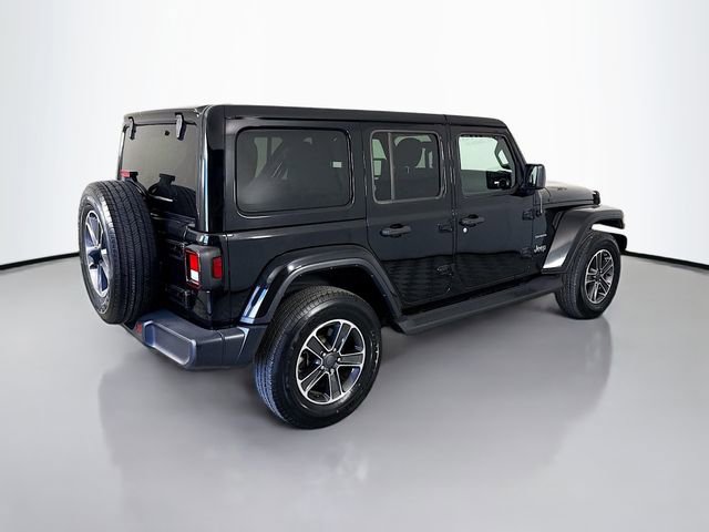 Used 2023 Jeep Wrangler Sahara image 7