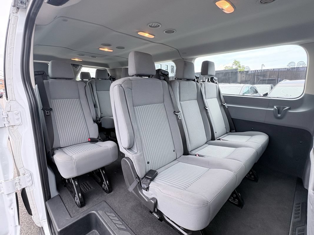 Used 2019 Ford Transit 350 XLT RWD image 27