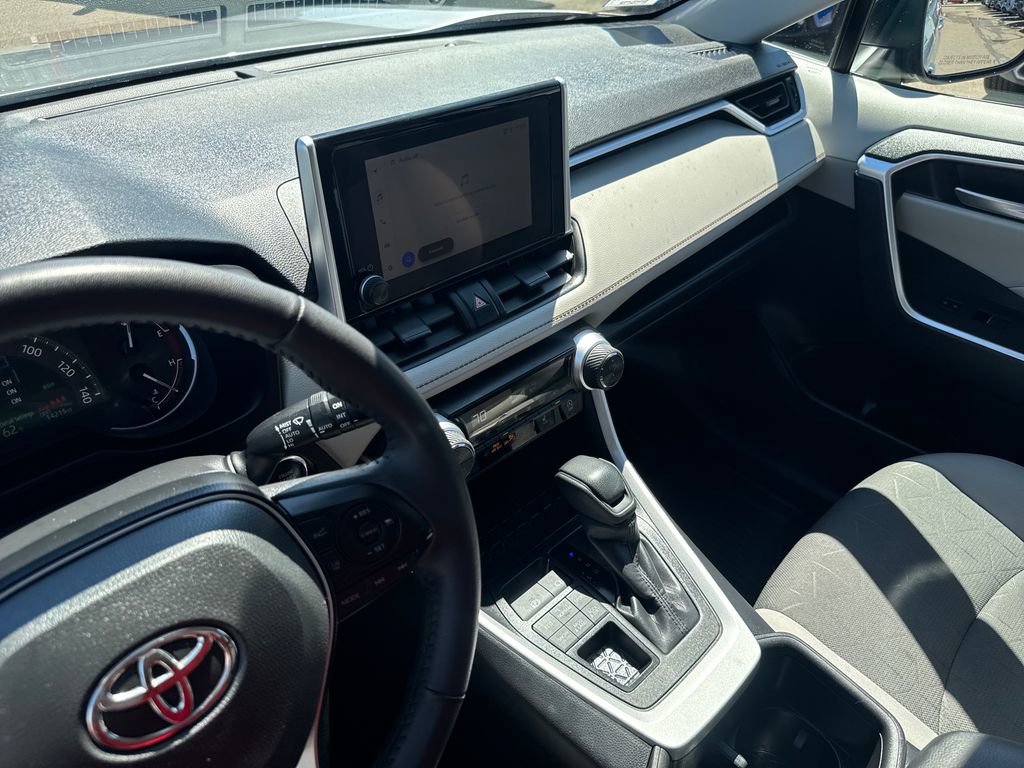 Used 2025 Toyota RAV4 XLE w/ Weather Package AWD/4WD image 21