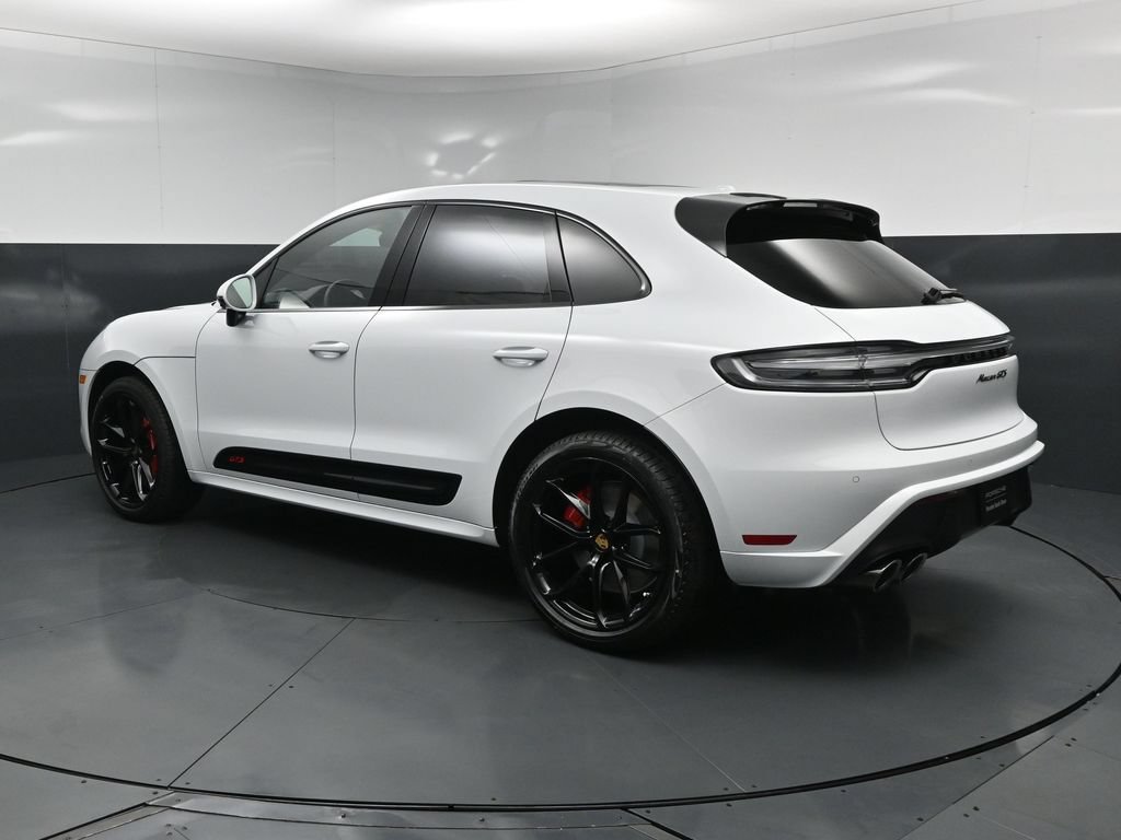 New 2026 Porsche Macan GTS AWD/4WD image 3