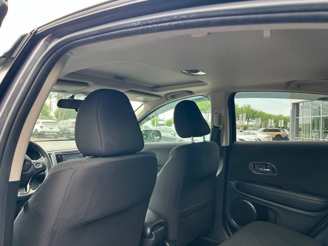 Used 2016 Honda HR-V EX image 9