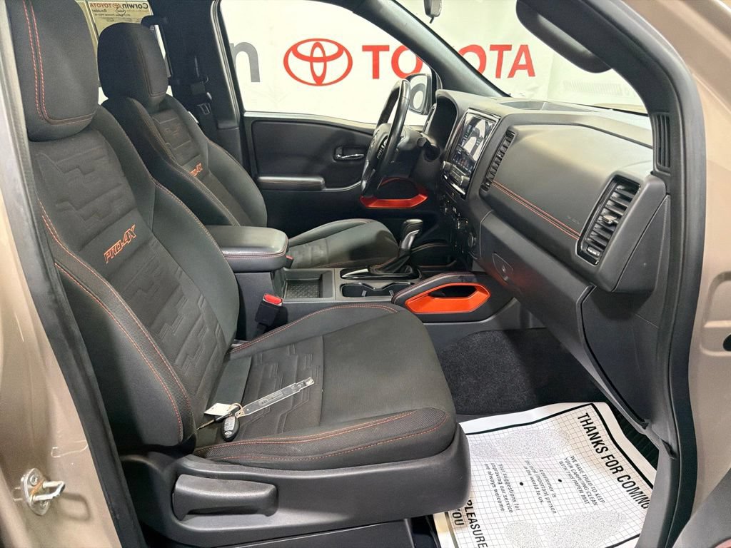 Used 2022 Nissan Frontier PRO-4X w/ Technology Package AWD/4WD image 10