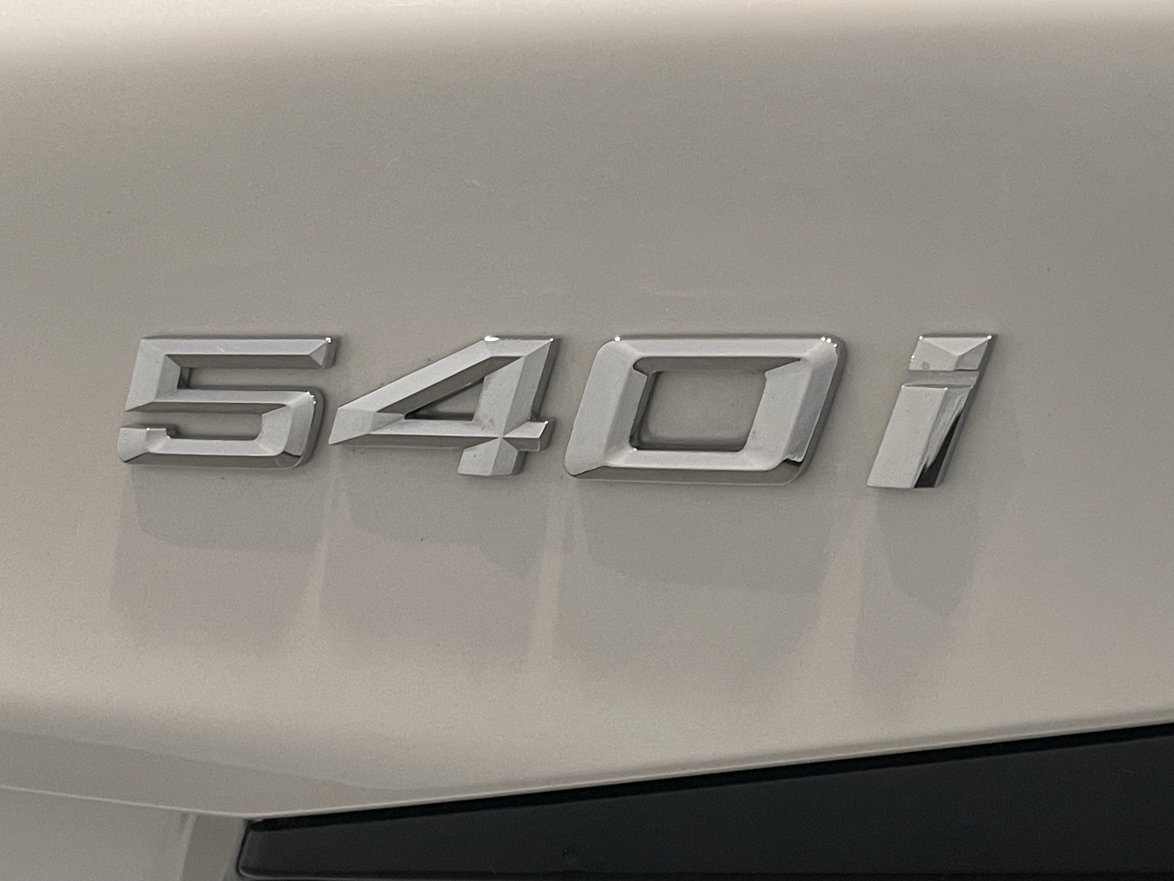 Certified 2023 BMW 540i xDrive w/ Premium Package image 24