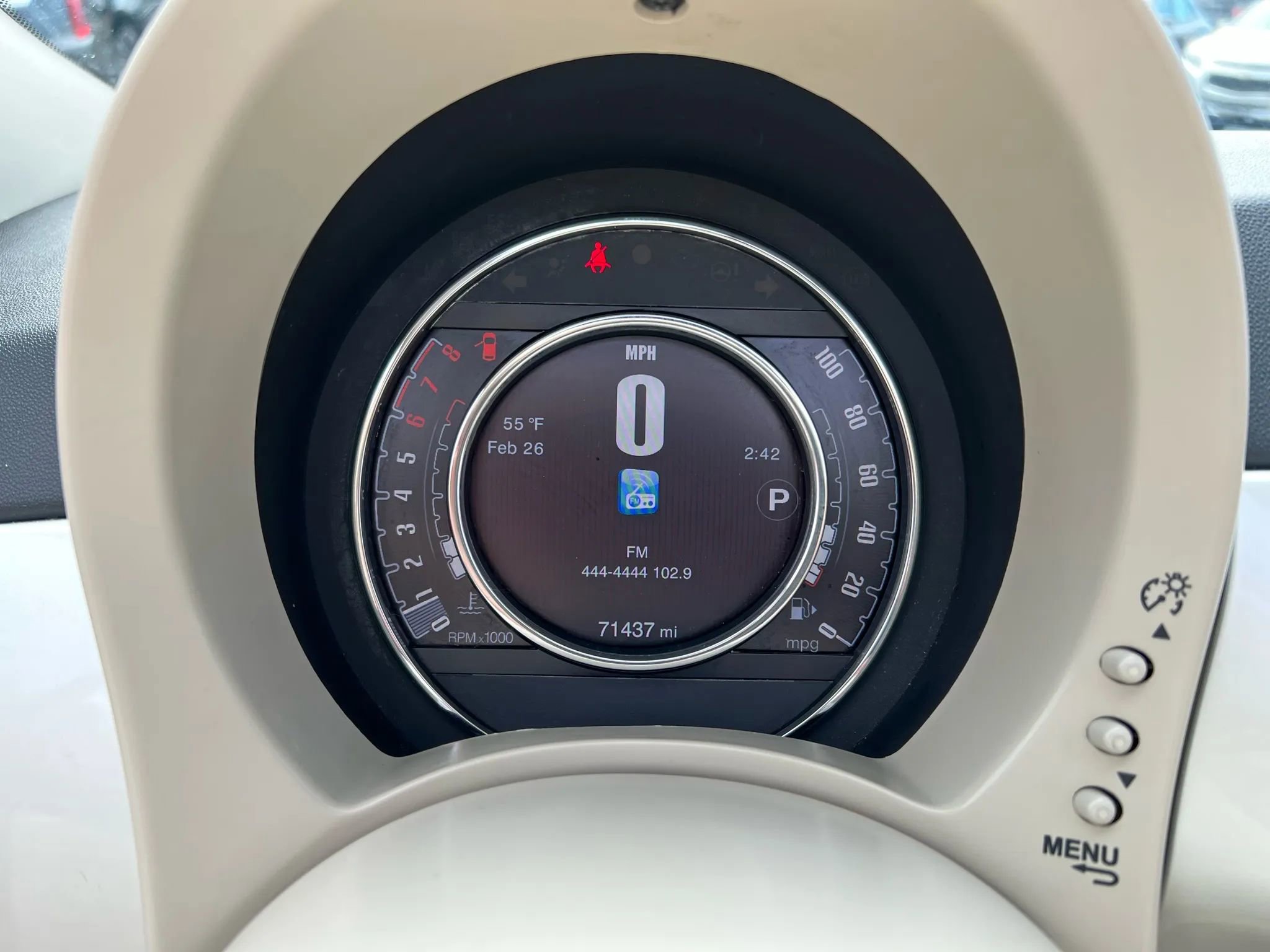 Used 2017 FIAT 500 Lounge image 12