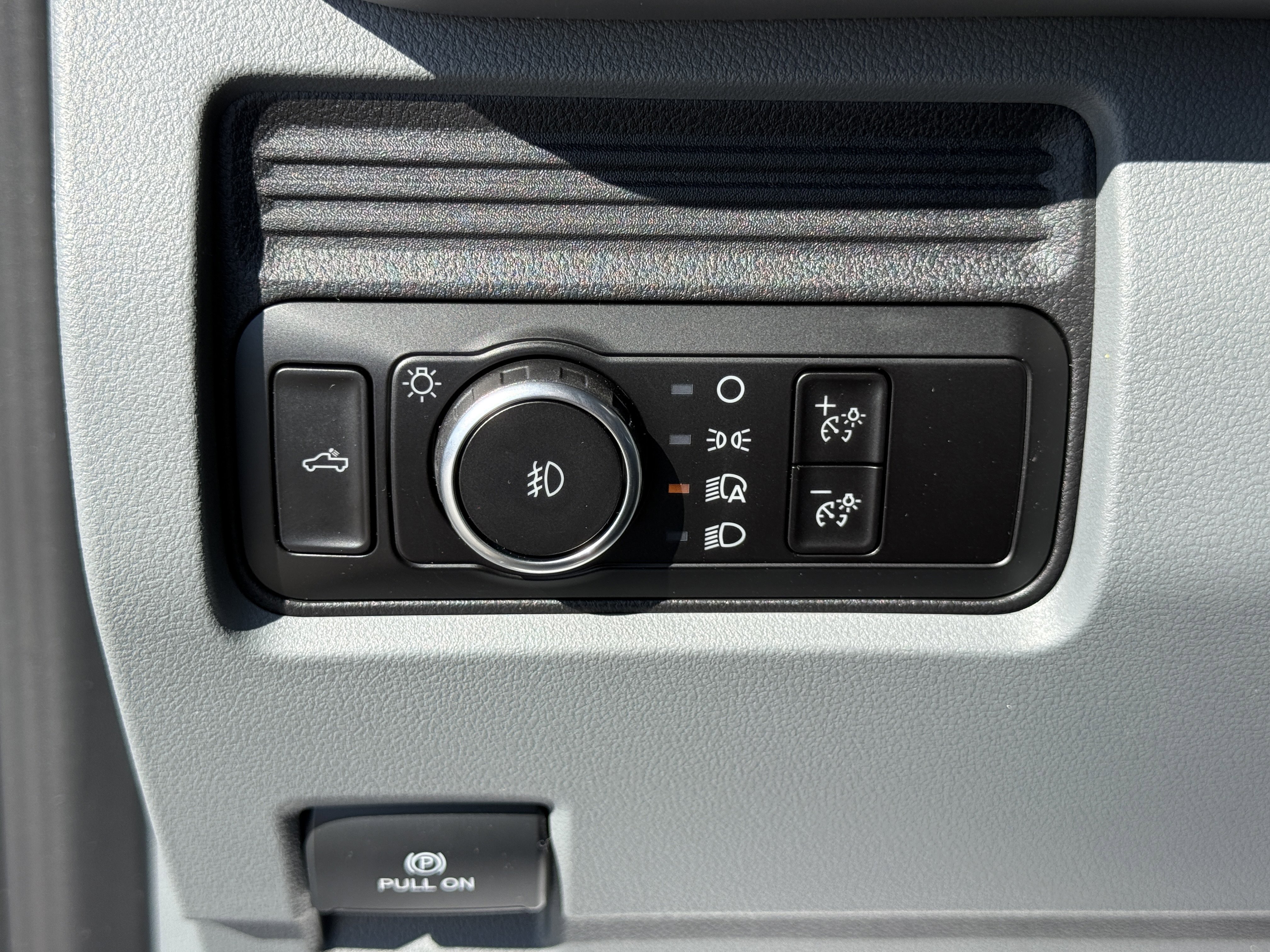 New 2026 Ford F250 XL w/ STX Appearance Package AWD/4WD image 23