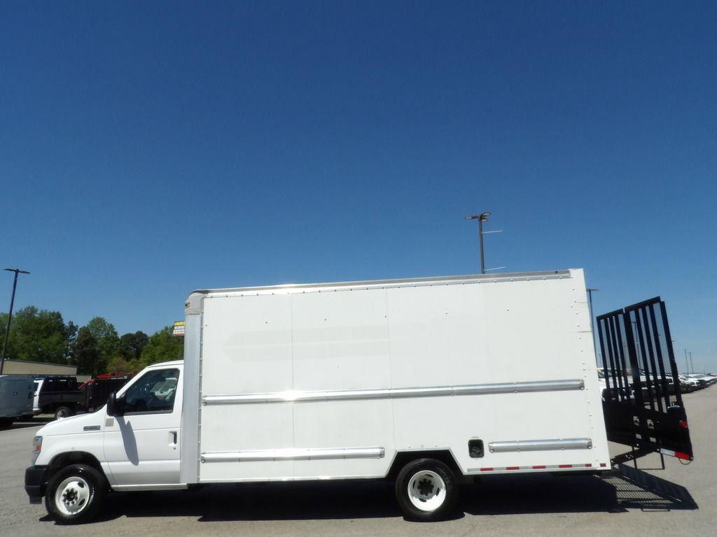 Used 2021 Ford E-350 and Econoline 350 Super Duty RWD image 49
