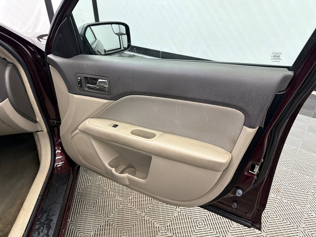 Used 2011 Ford Fusion SE w/ 202A Rapid Spec Order Code image 15