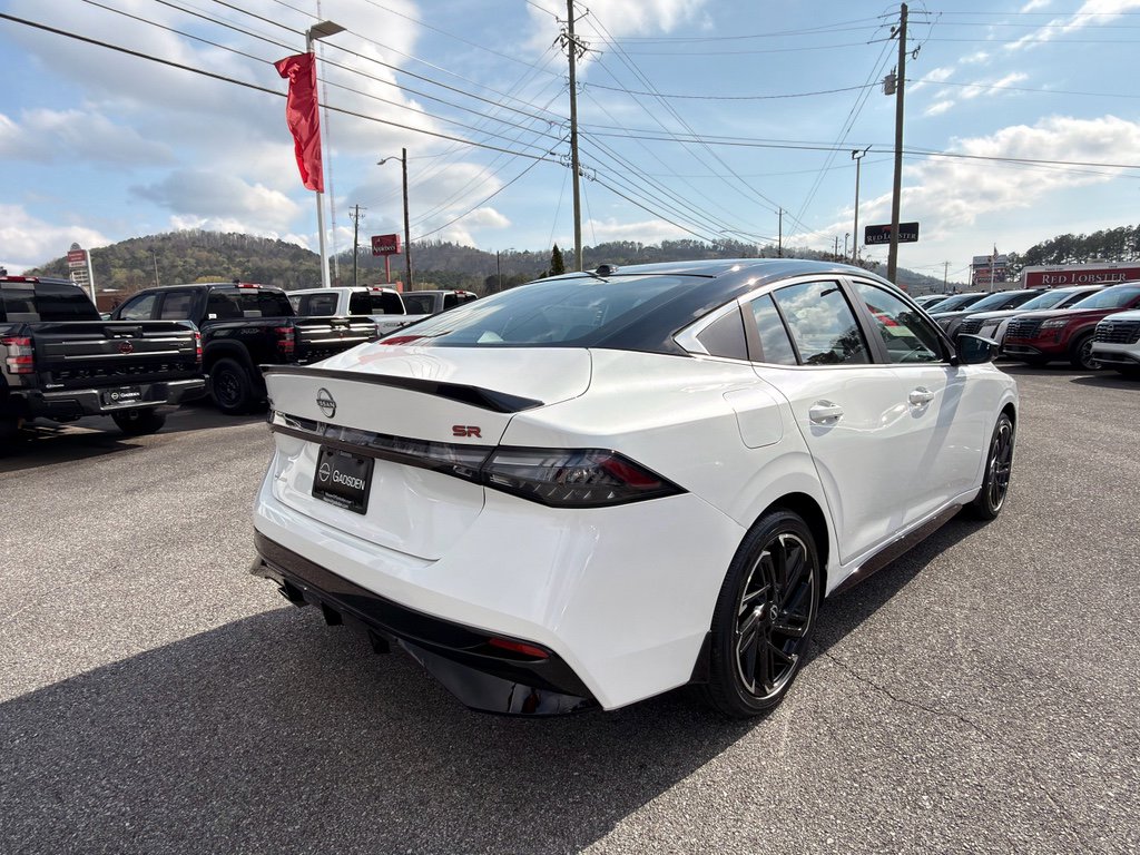 New 2026 Nissan Sentra SR FWD image 4