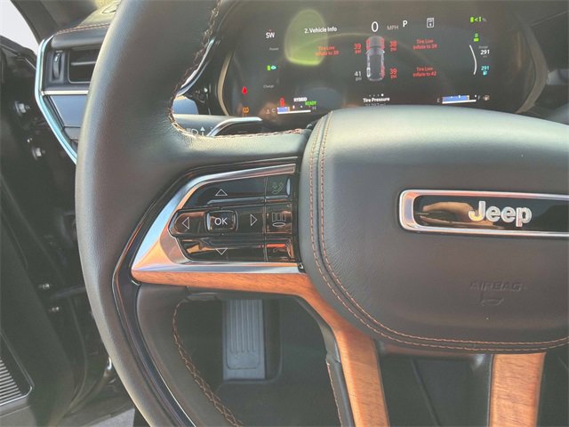 Used 2023 Jeep Grand Cherokee Summit image 31