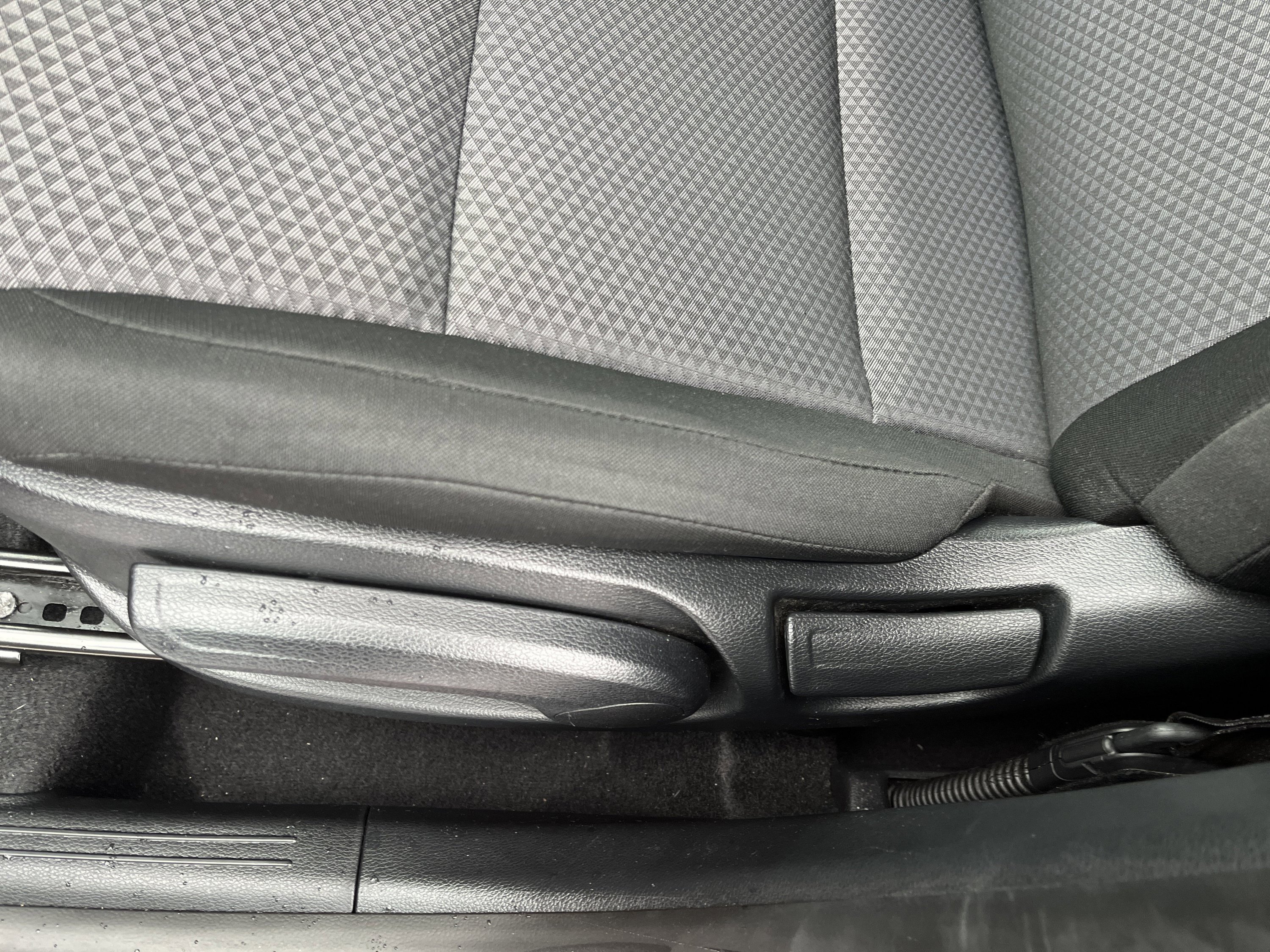 Used 2025 Kia Soul LX FWD image 16