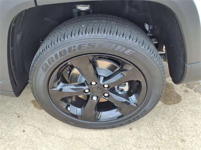 New 2025 Jeep Grand Cherokee L Altitude image 20