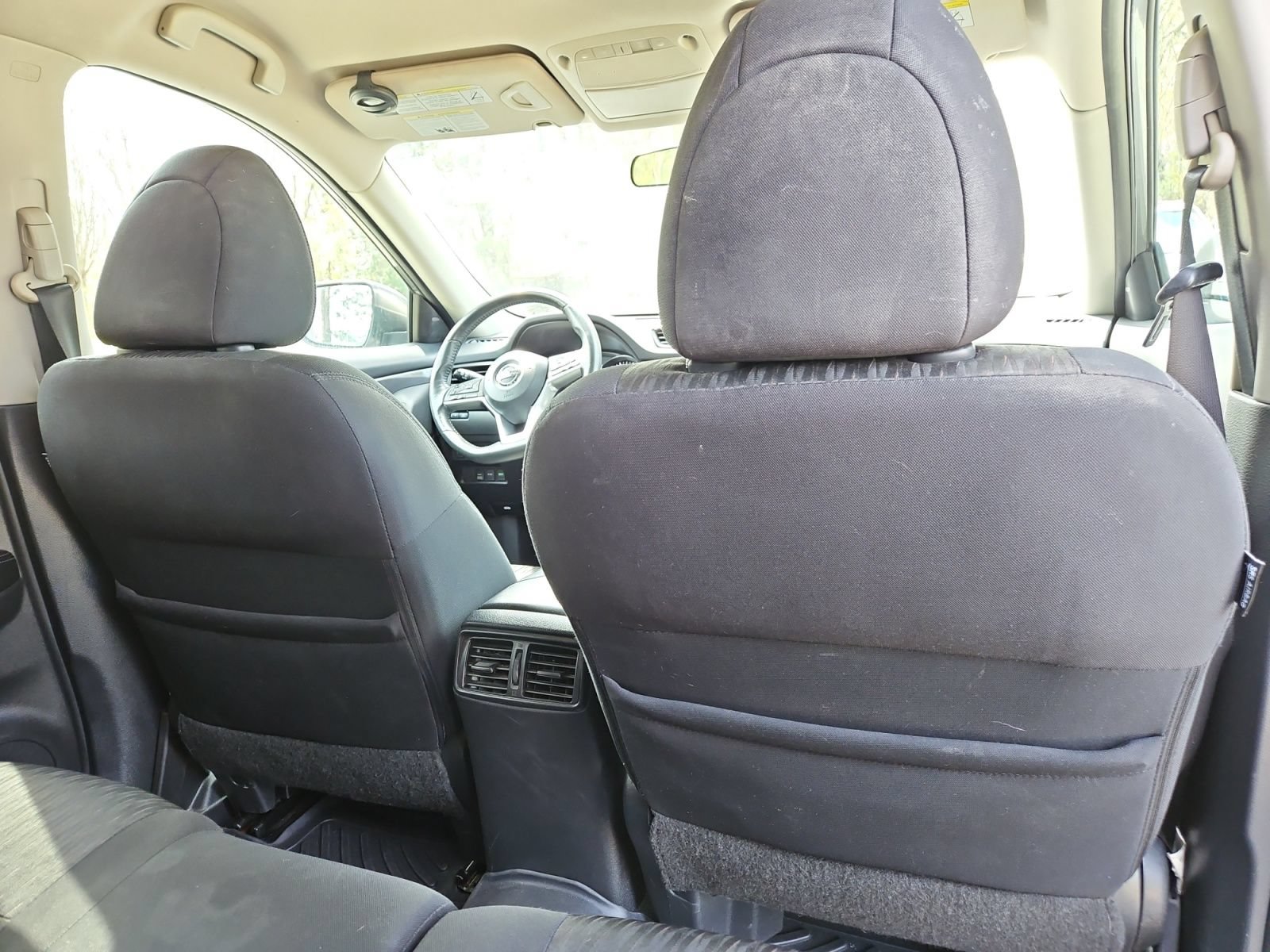Used 2018 Nissan Rogue SV AWD/4WD image 18