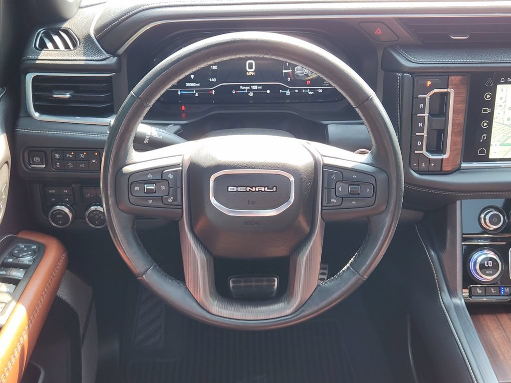 Used 2023 GMC Yukon Denali Ultimate AWD/4WD image 24