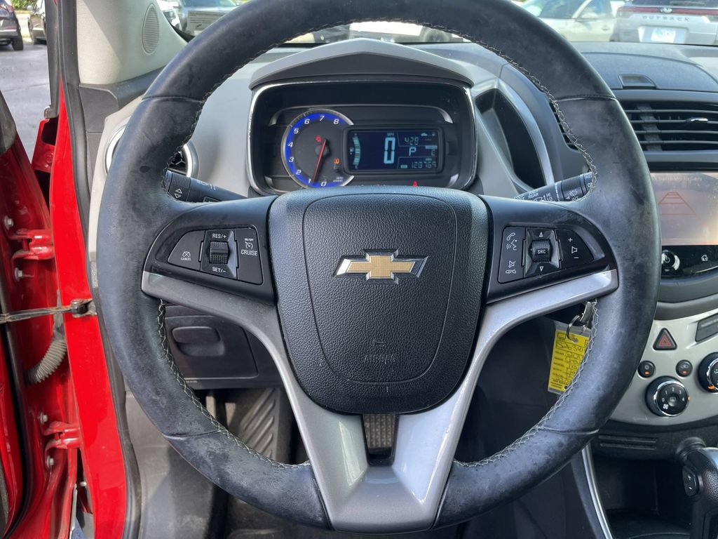 Used 2015 Chevrolet Trax LT w/ LT Plus Package AWD/4WD image 14