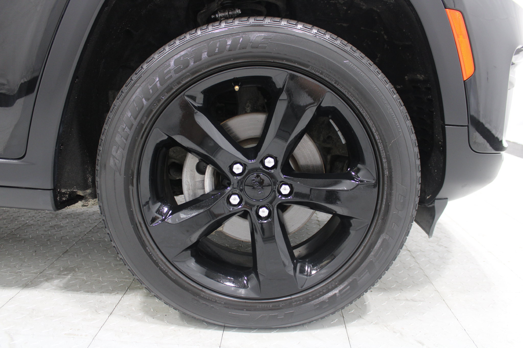 Used 2023 Jeep Grand Cherokee Altitude AWD/4WD image 5
