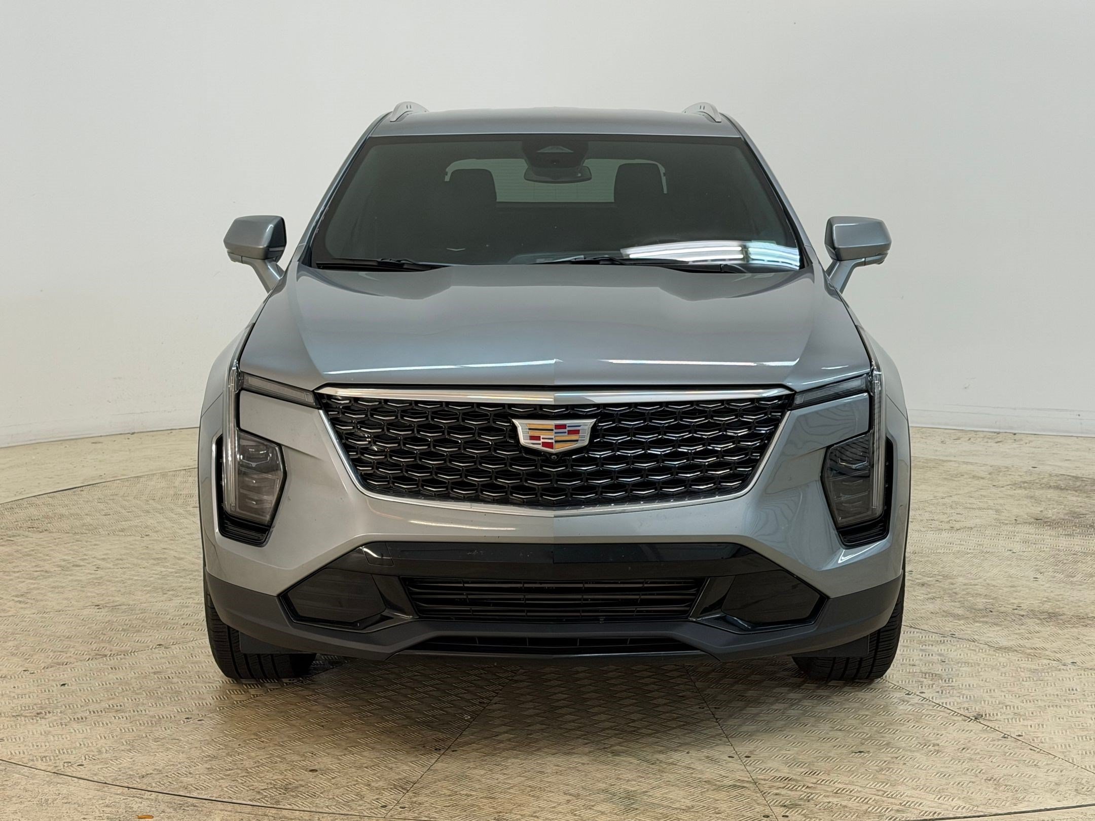 Certified 2025 Cadillac XT4 Premium Luxury AWD/4WD image 6