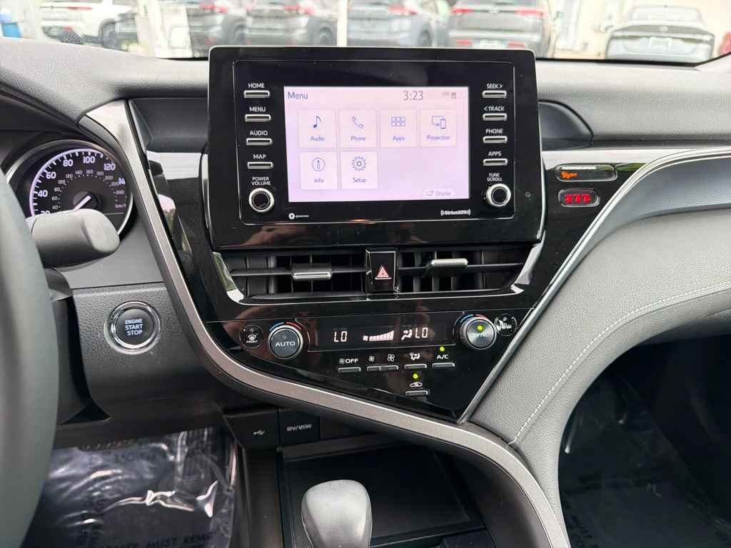 Used 2022 Toyota Camry SE w/ Convenience Package image 24