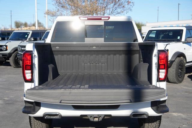 Used 2025 GMC Sierra 1500 Elevation image 30