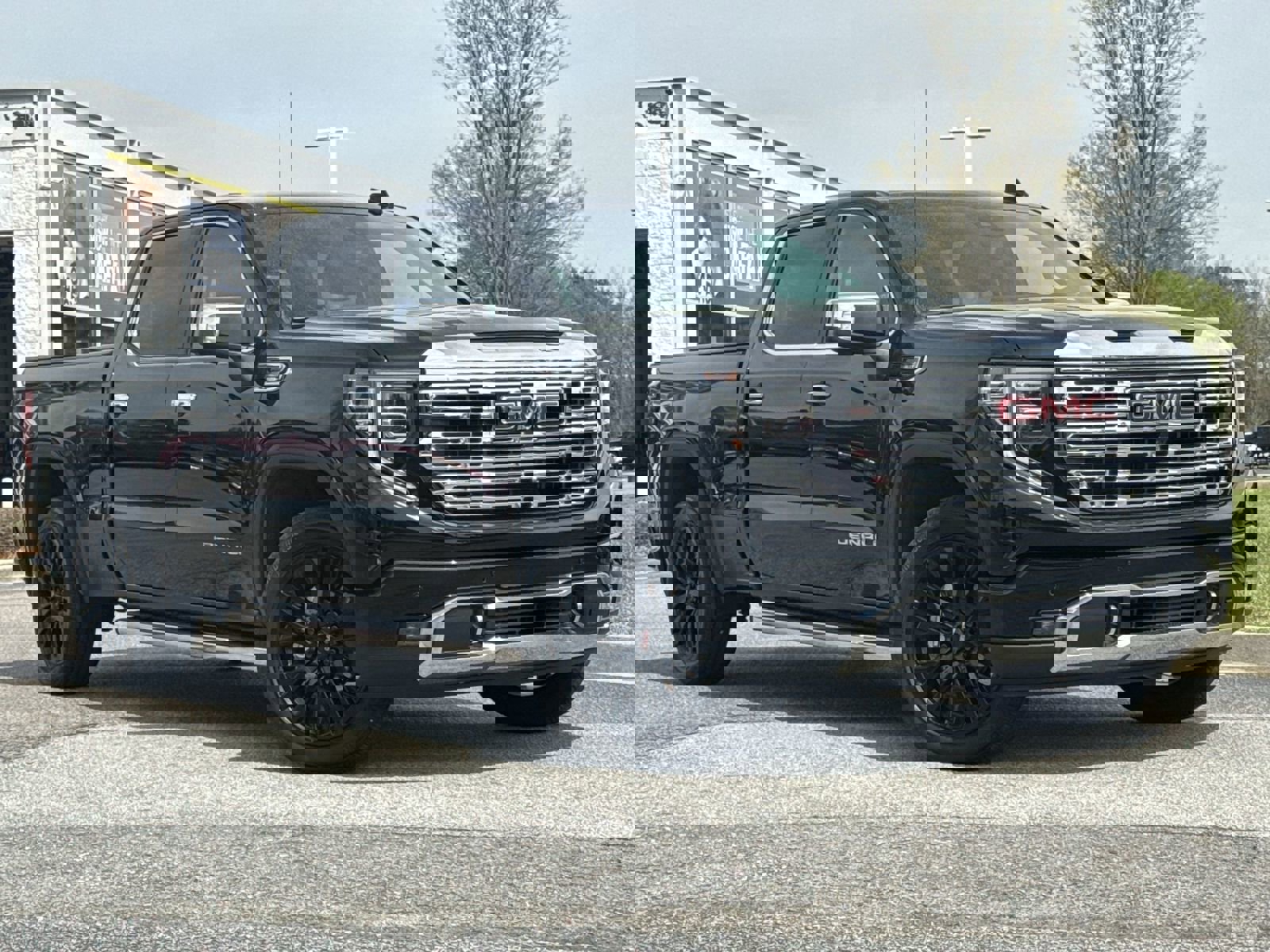 Used 2025 GMC Sierra 1500 Denali w/ Denali Reserve Package image 2