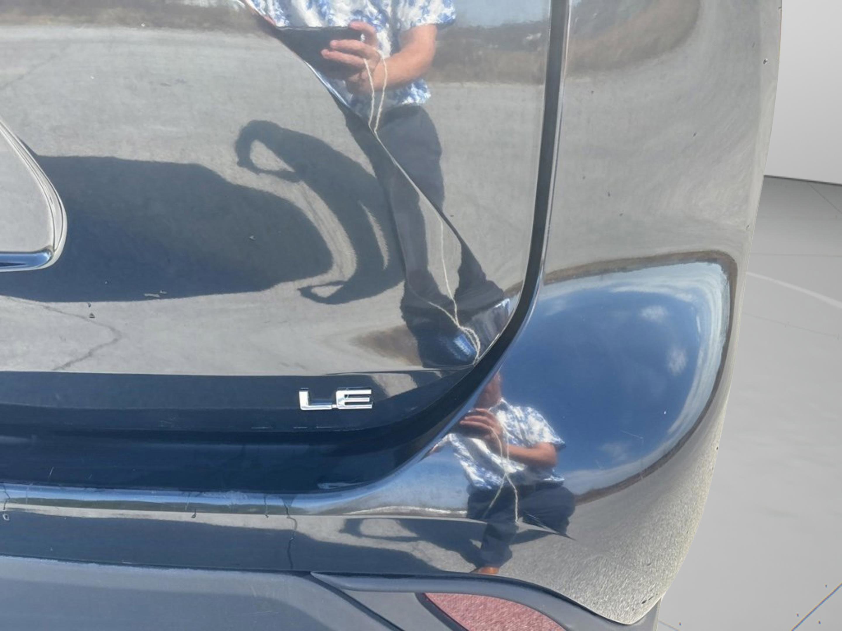 Used 2024 Toyota Highlander LE image 34