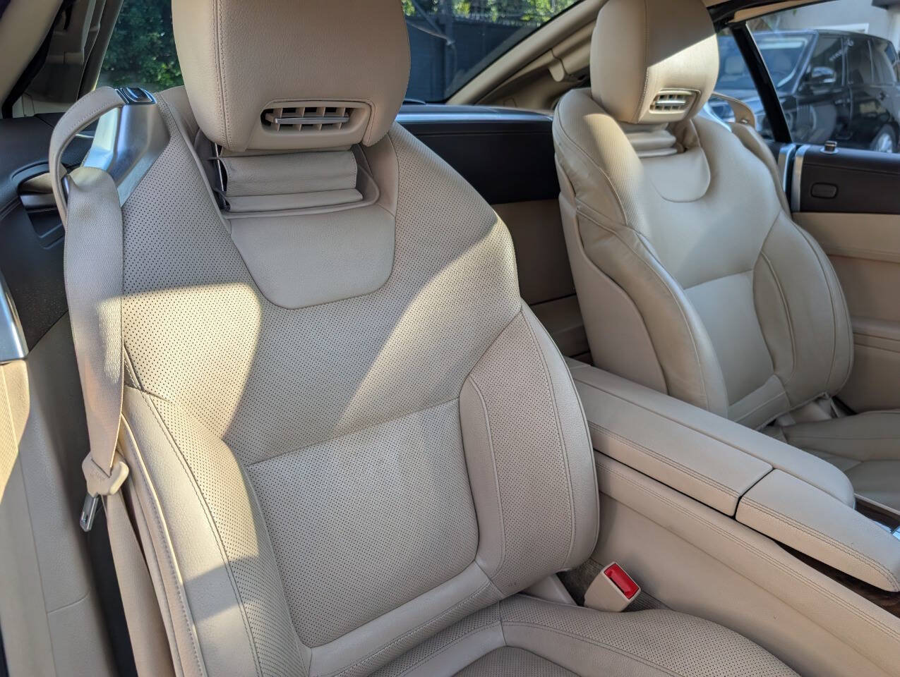 Used 2019 Mercedes-Benz SL 550 image 28