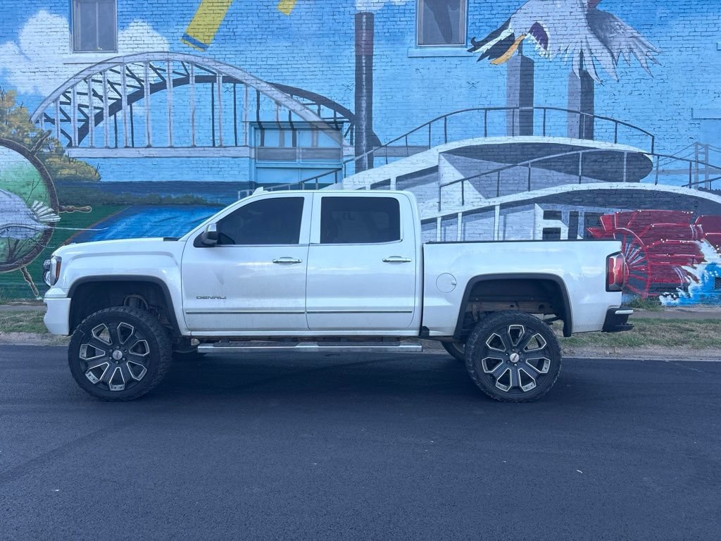 Used 2017 GMC Sierra 1500 Denali AWD/4WD image 3