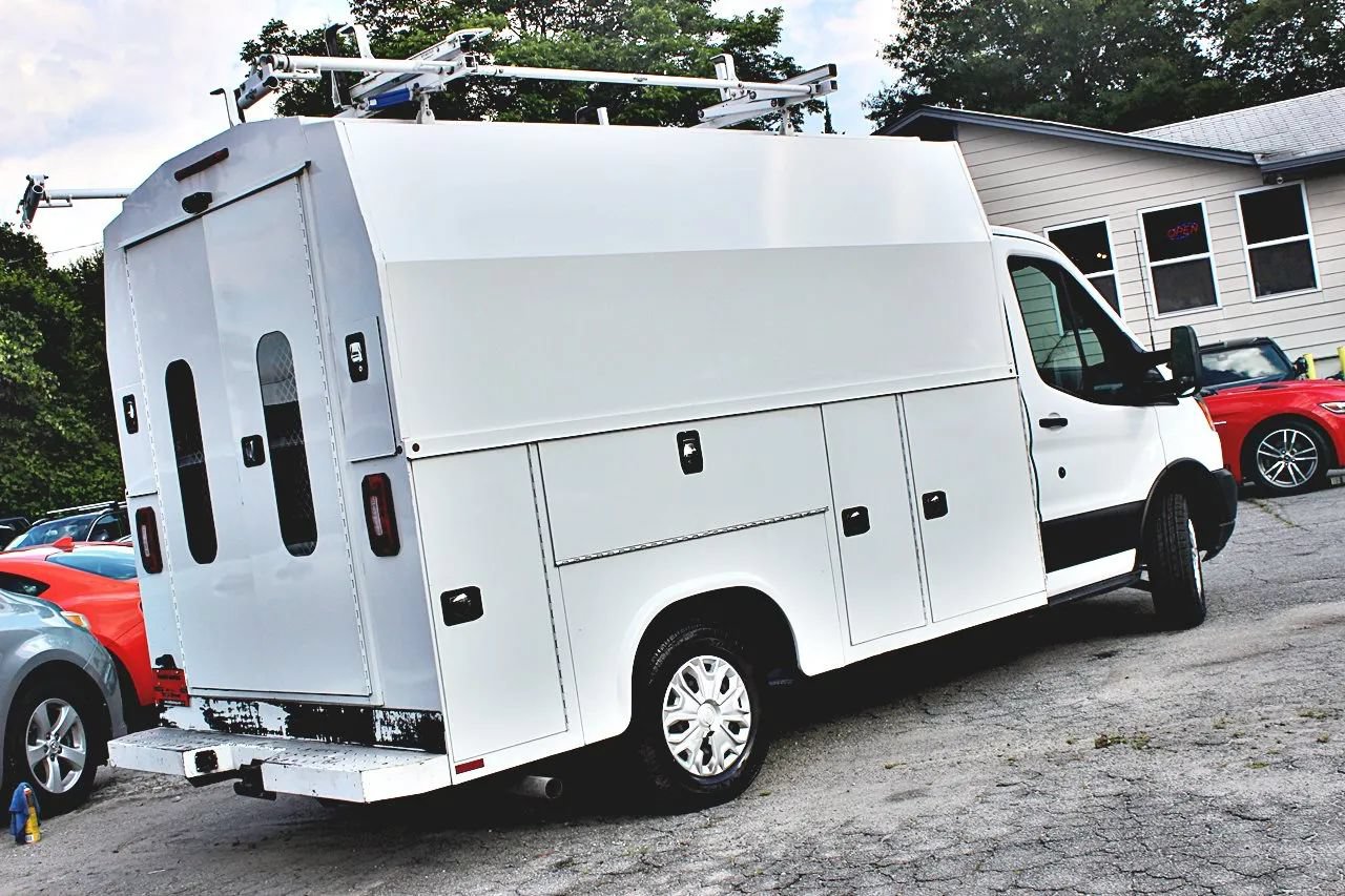 Used 2019 Ford Transit 350 138 w/ Exterior Upgrade Package RWD image 2