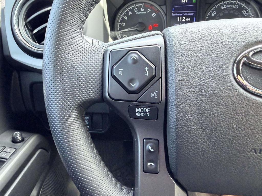 Used 2023 Toyota Tacoma TRD Off-Road w/ Advanced Technology Package image 8