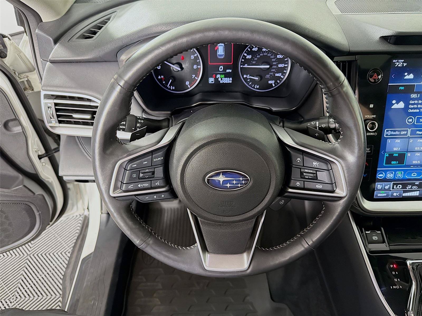 Used 2023 Subaru Outback Touring XT AWD/4WD image 3