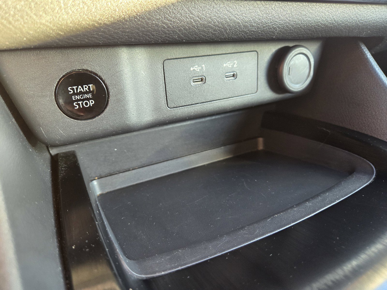 Certified 2025 Nissan Rogue SV AWD/4WD image 18