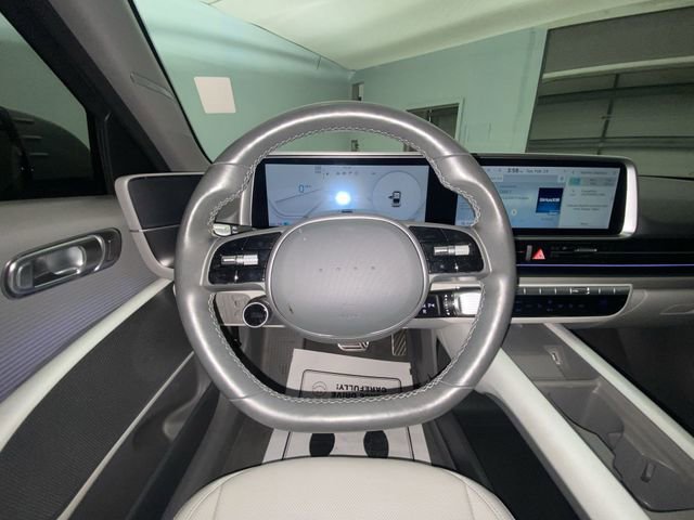 Used 2023 Hyundai Ioniq 6 Limited image 14