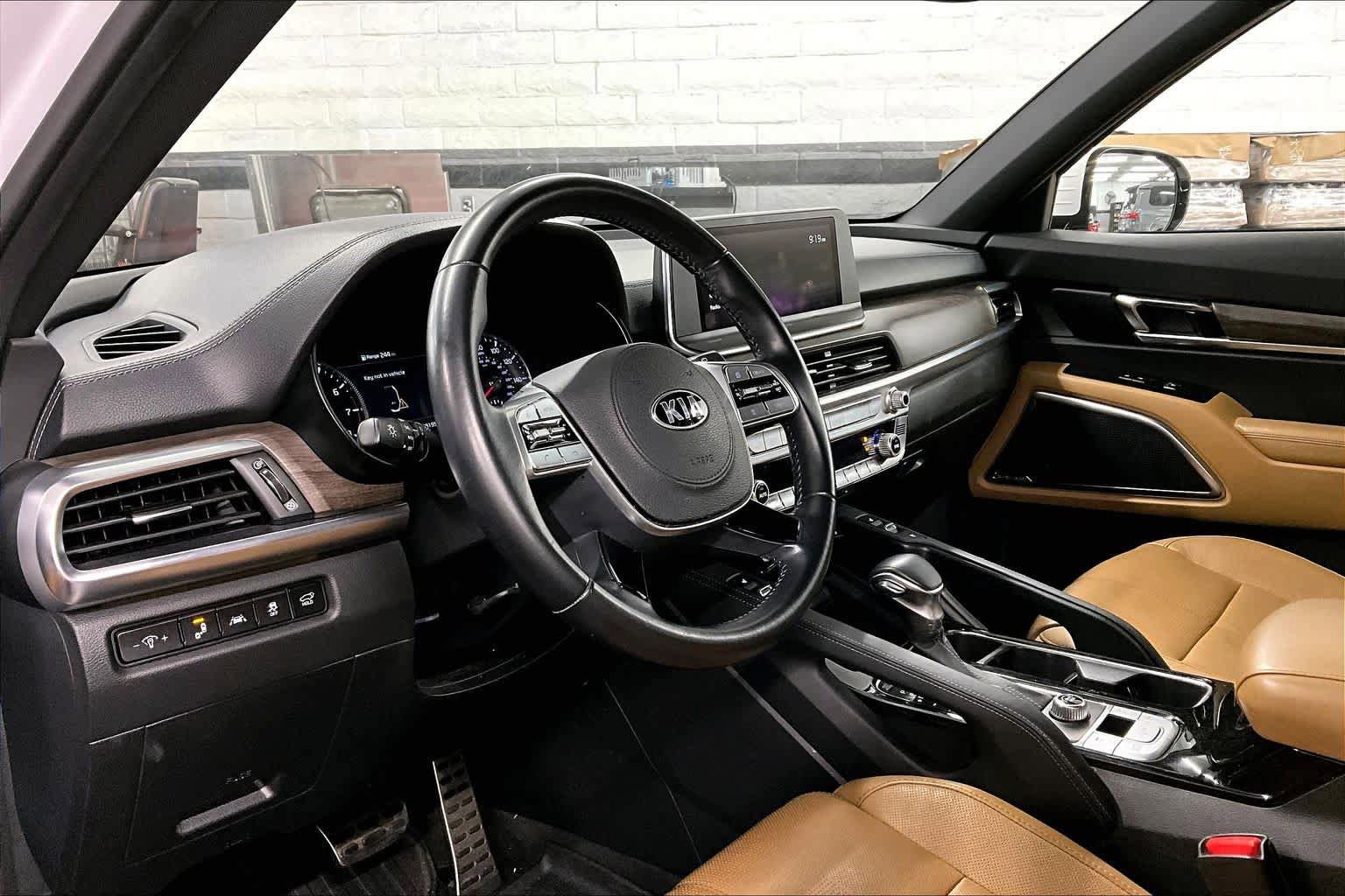 Used 2021 Kia Telluride SX FWD image 17
