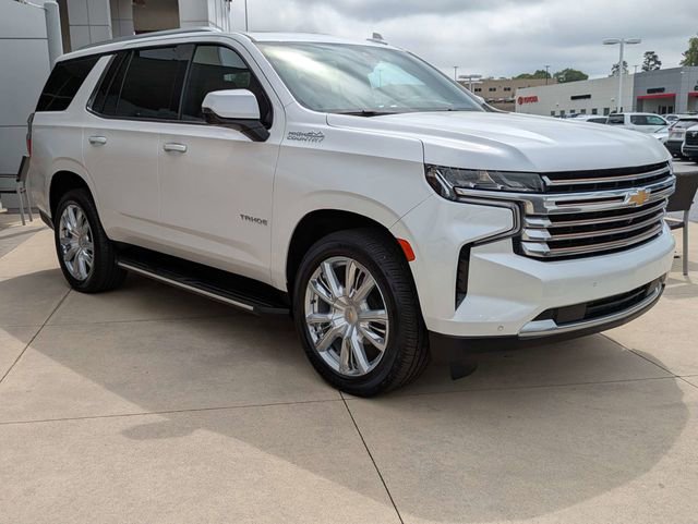 Used 2021 Chevrolet Tahoe High Country image 2