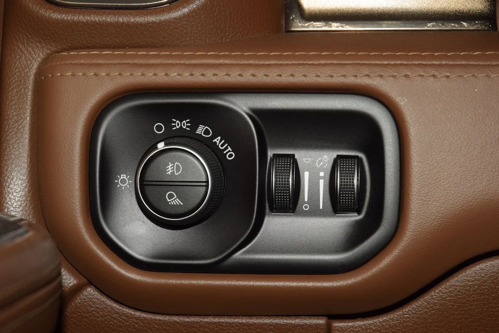 Used 2021 RAM 3500 Limited image 38