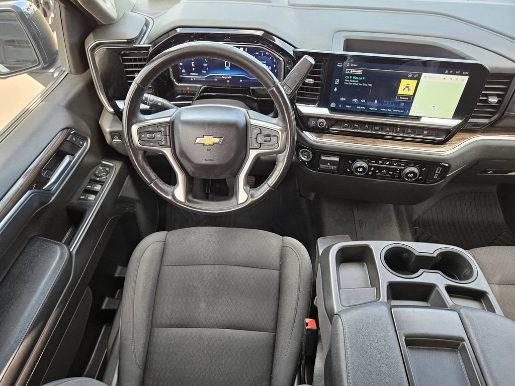 Used 2022 Chevrolet Silverado 1500 LT w/ Z71 Off-Road Package AWD/4WD image 34