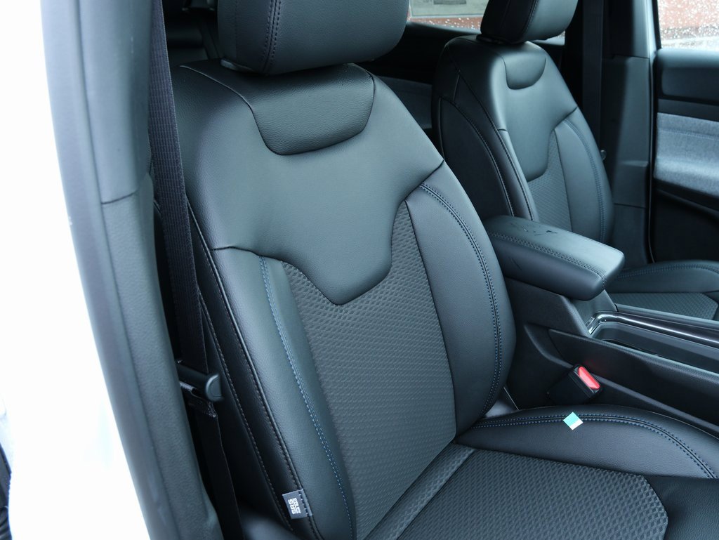 New 2026 Jeep Compass Latitude image 29