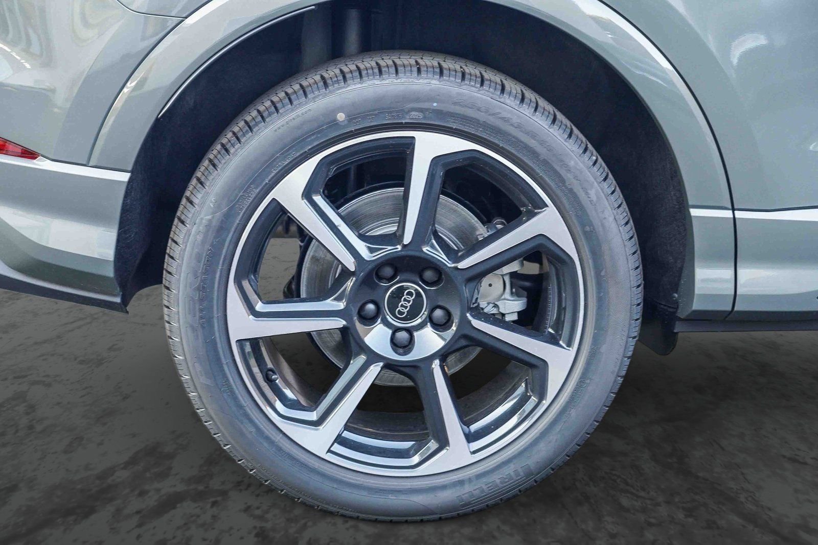 New 2025 Audi Q3 2.0T Premium Plus image 11