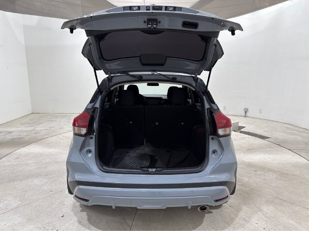 Used 2021 Nissan Kicks SV FWD image 24