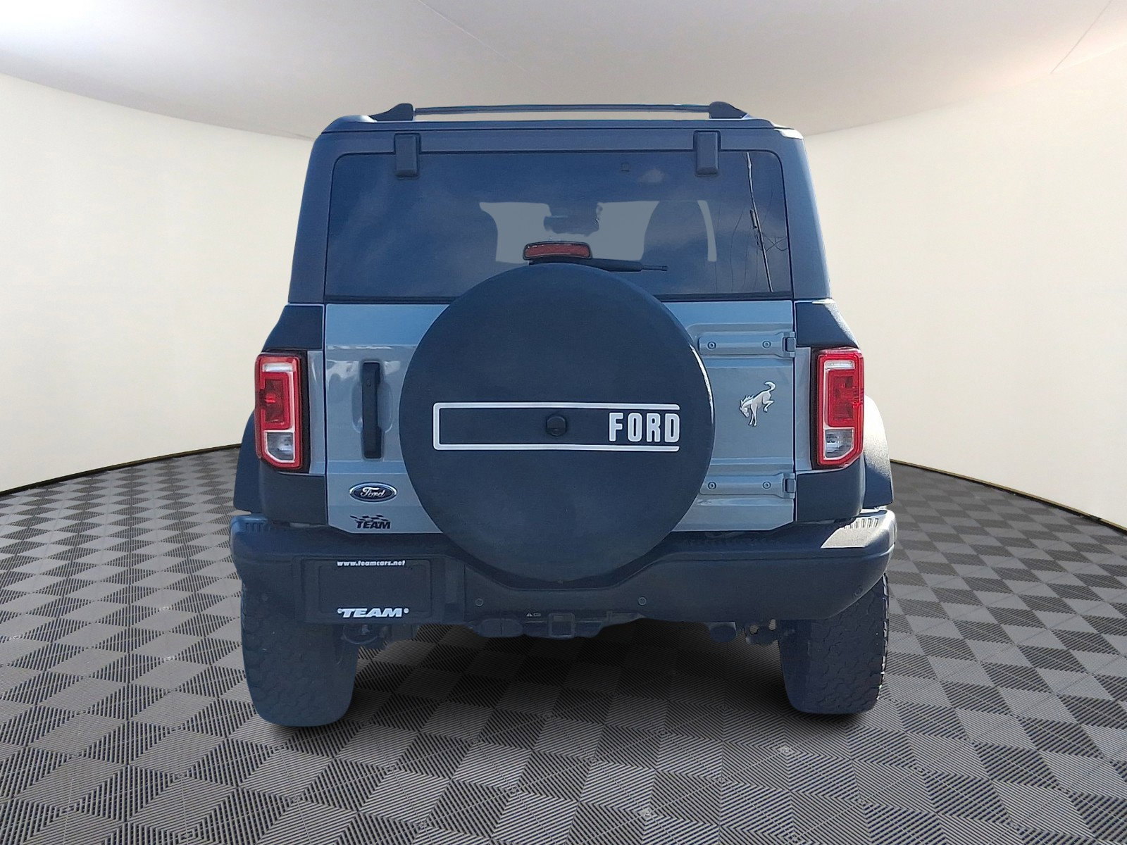 Used 2022 Ford Bronco Black Diamond image 5