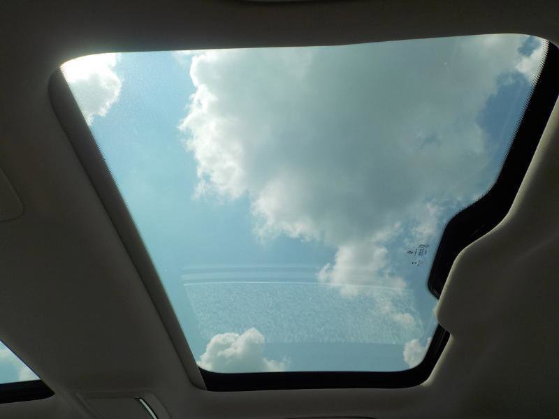 Used 2019 BMW 740i xDrive w/ Executive Package image 25