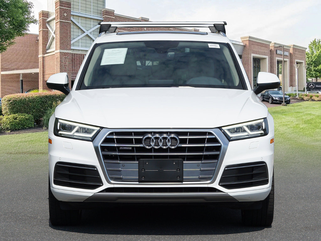 Used 2020 Audi Q5 2.0T Premium Plus w/ Premium Plus Package AWD/4WD image 2