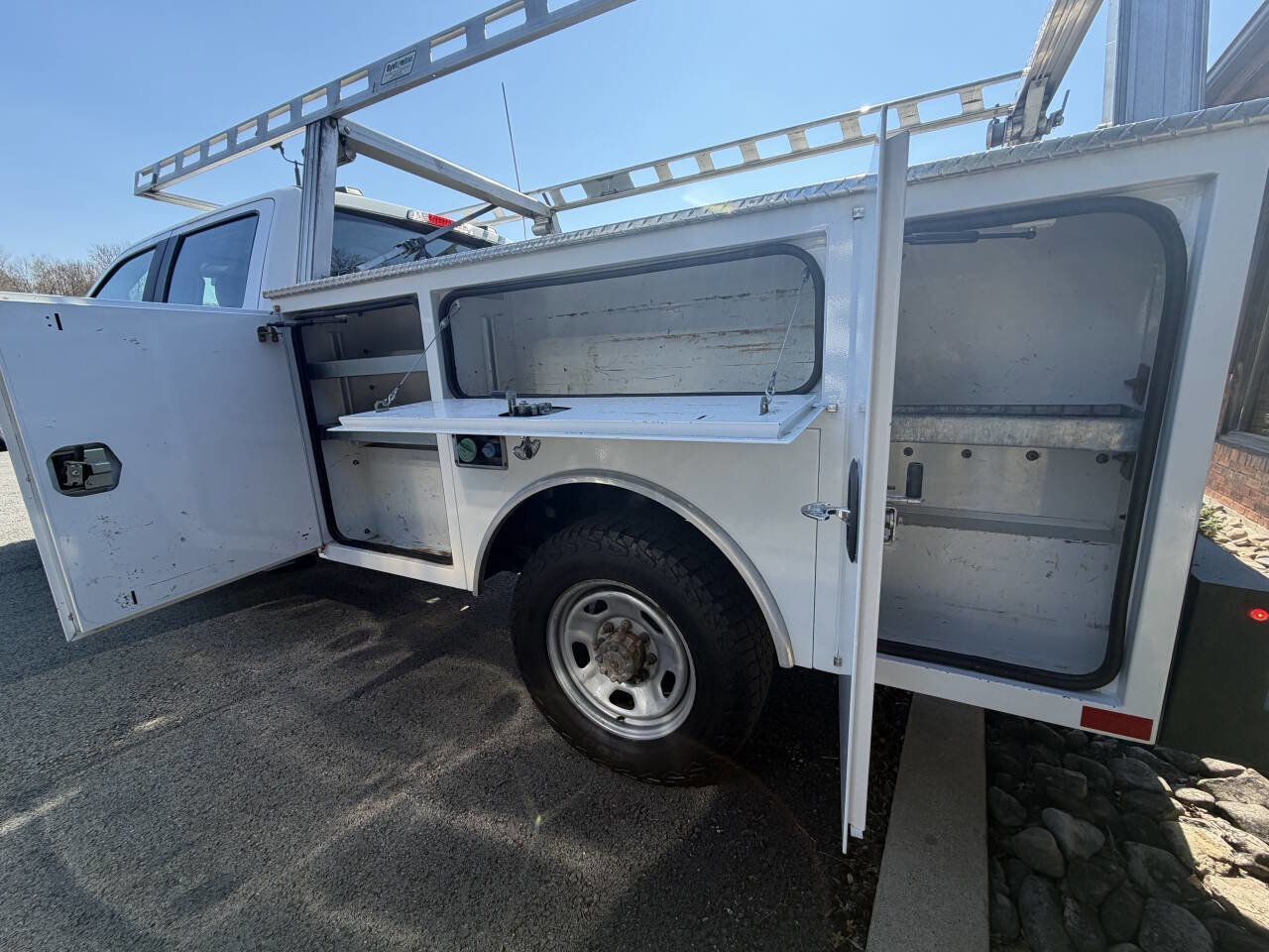 Used 2022 Ford F350 XL w/ Power Equipment Group image 8