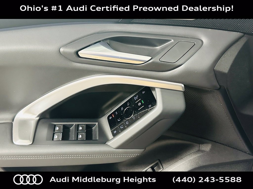 Certified 2025 Audi Q5 Premium AWD/4WD image 25