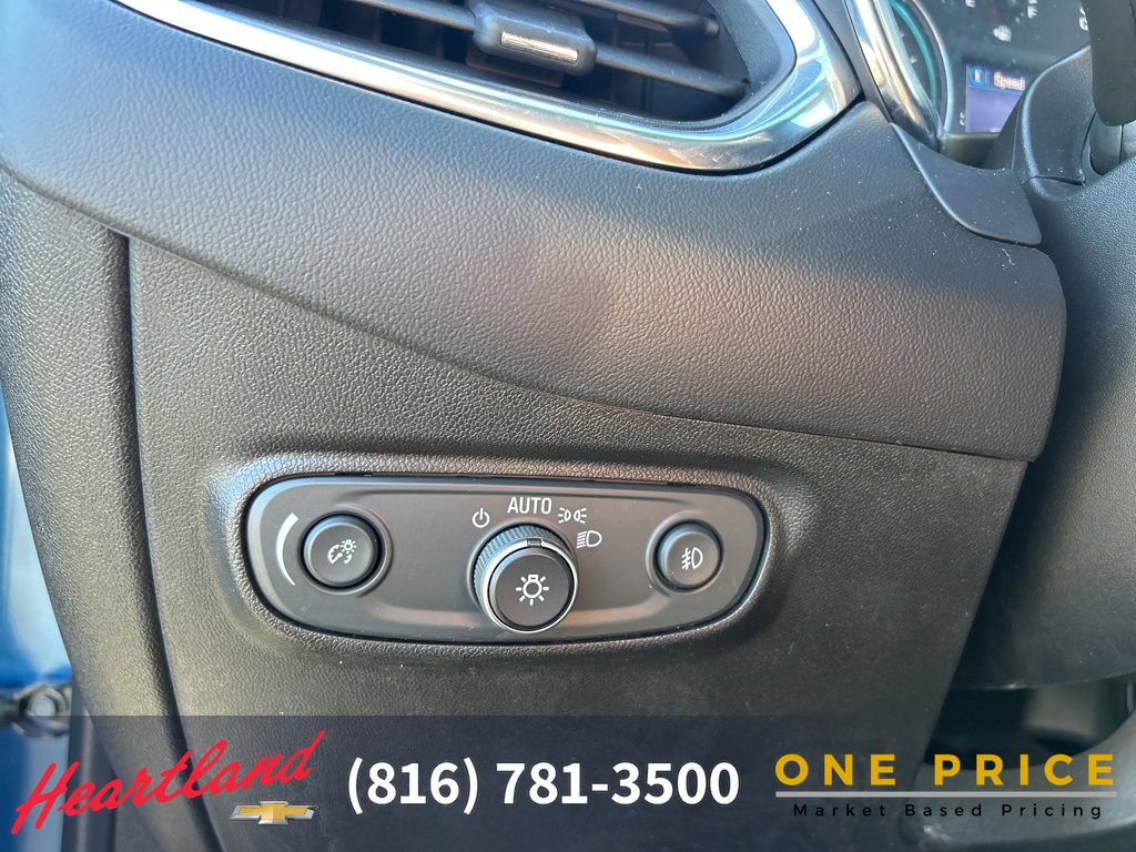 Used 2020 Chevrolet Equinox LT image 23