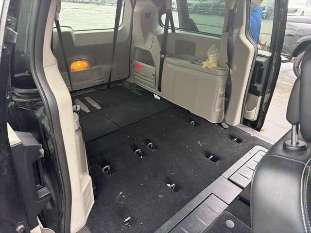 Used 2020 Dodge Grand Caravan SXT image 7